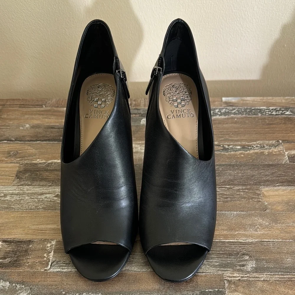 Vince Camuto Black Heeled Peep-Toe Shoes - Picture 1 of 4